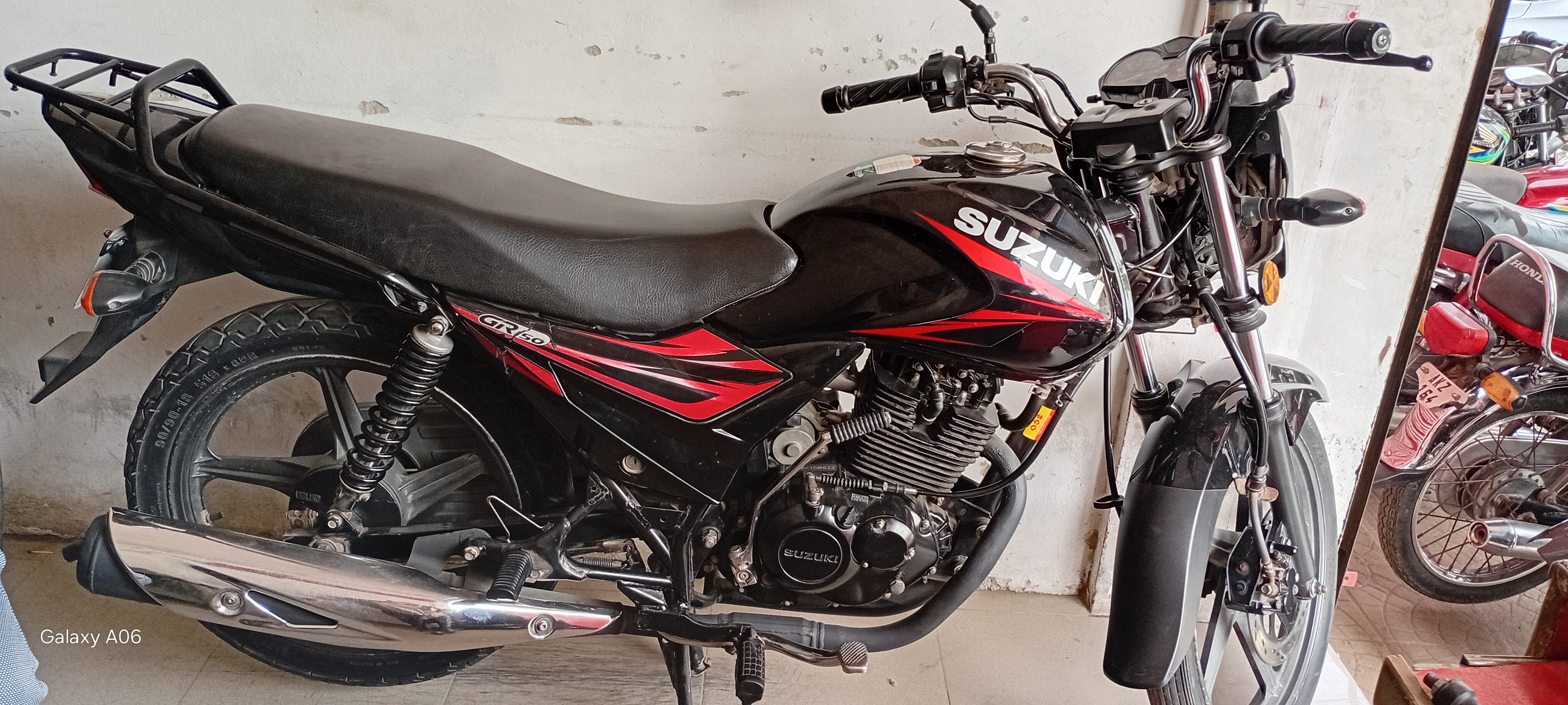 Suzuki GR 150 2022