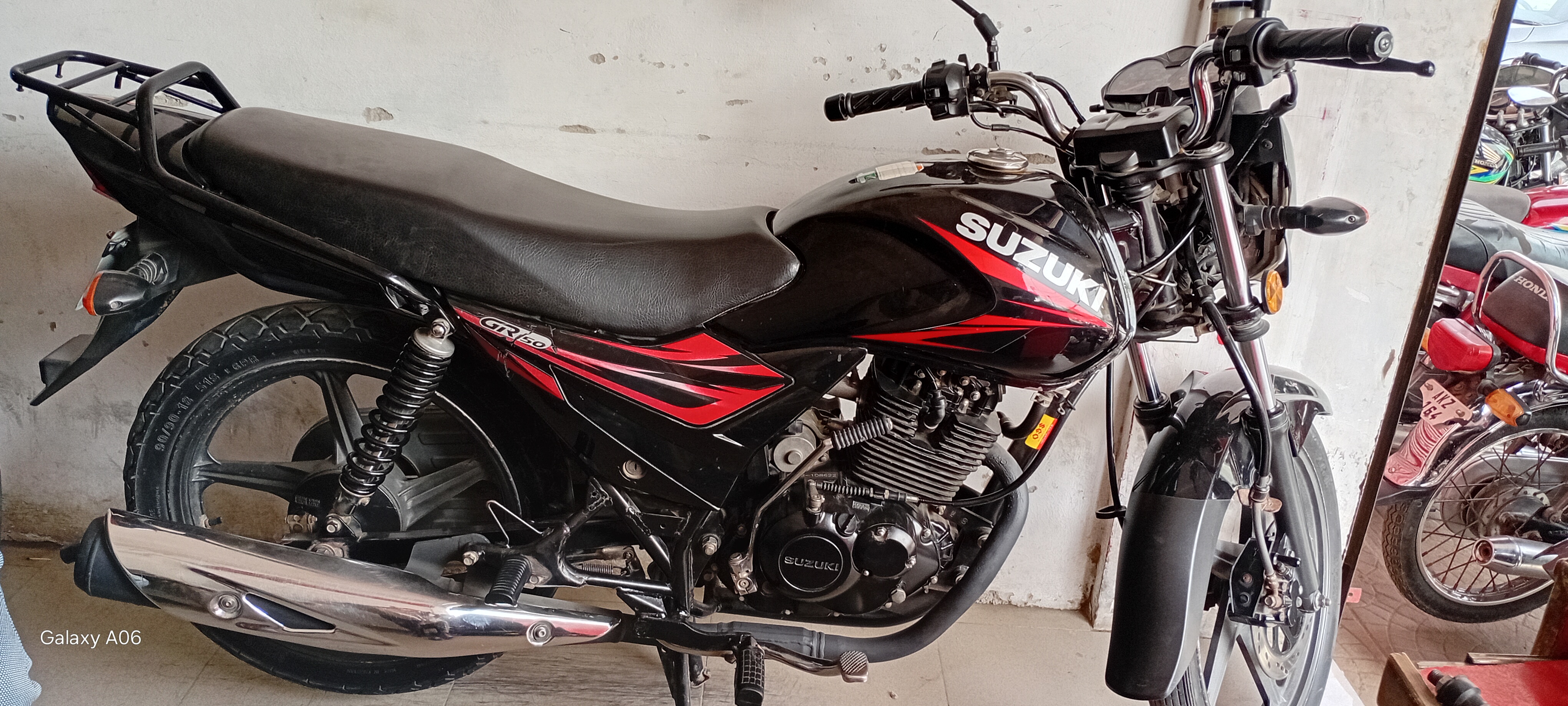 Suzuki GR 150 2022