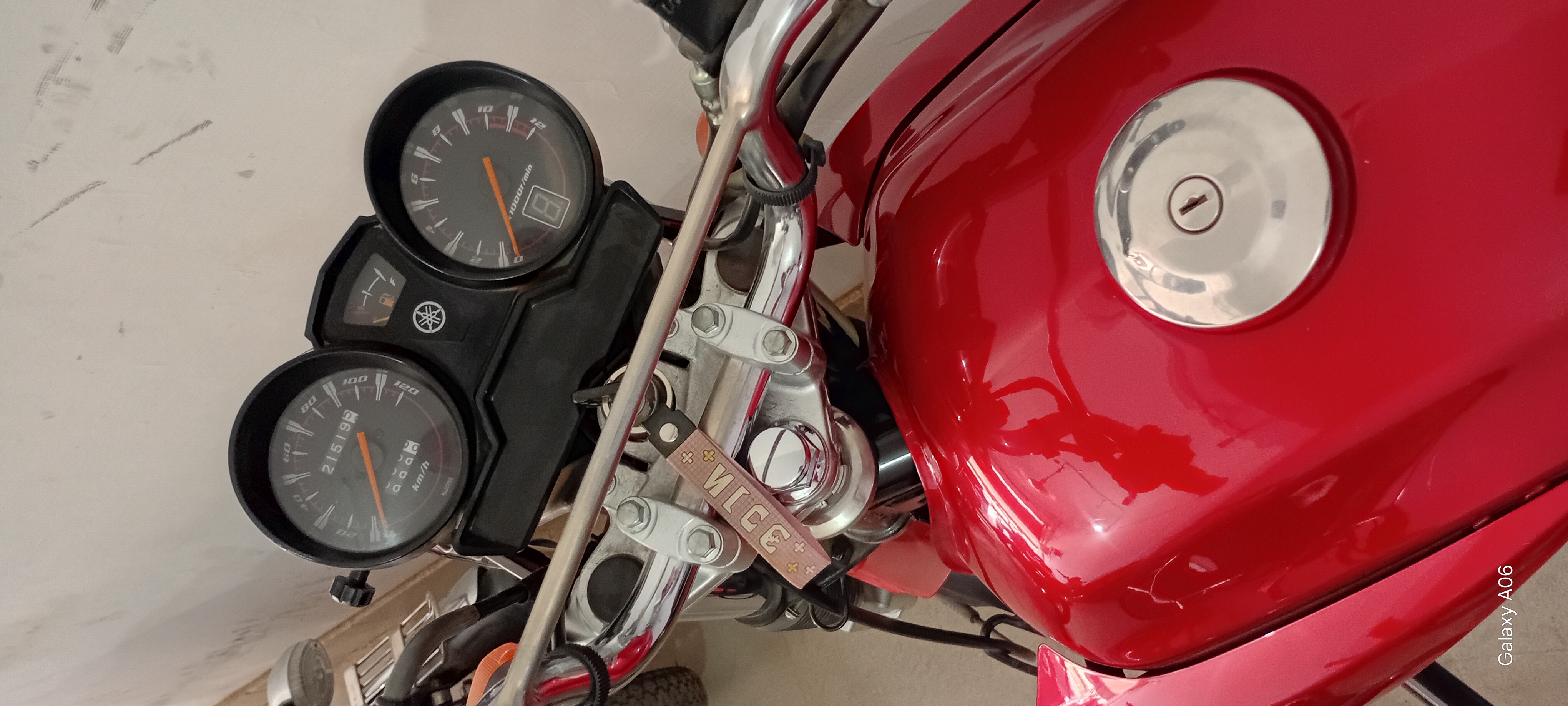YBR 125 G