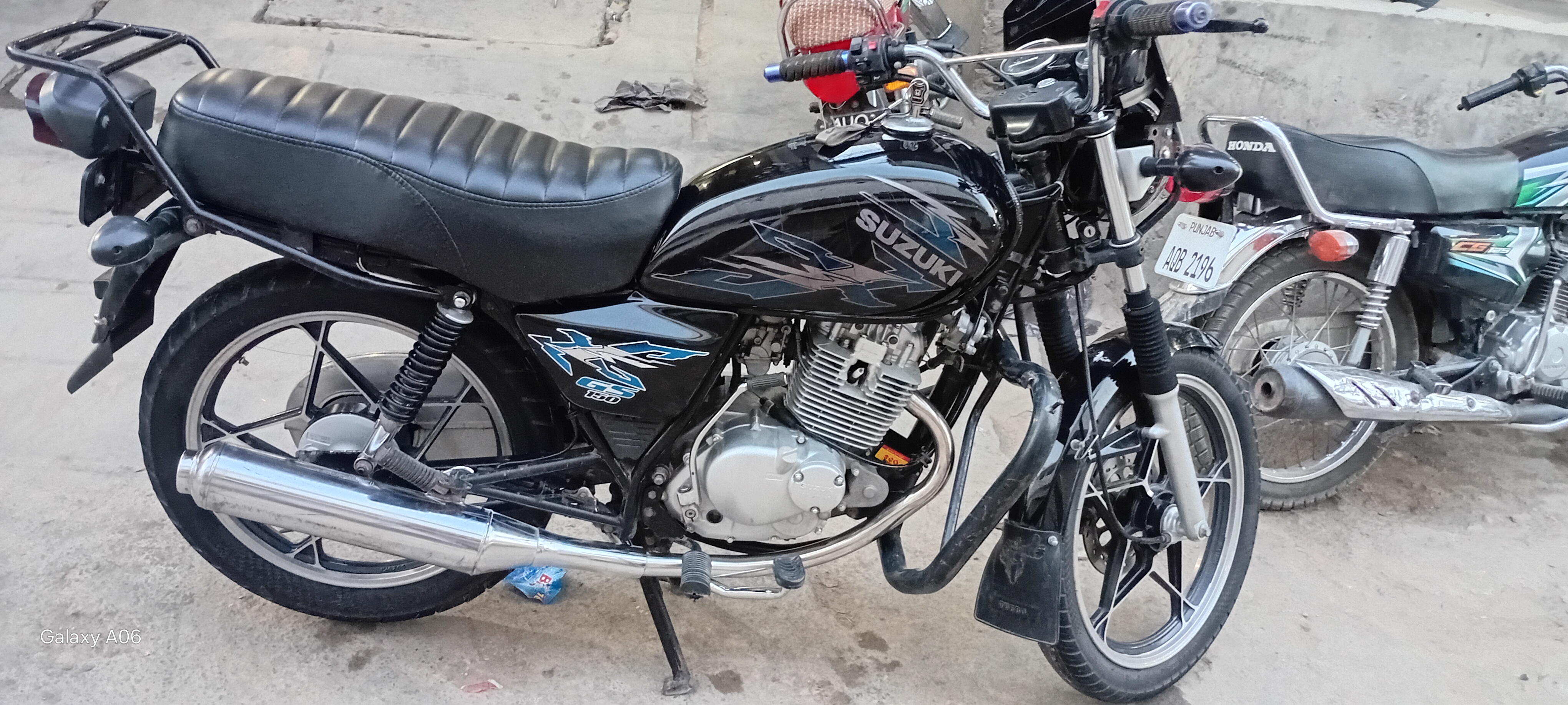 Suzuki GS150 2021