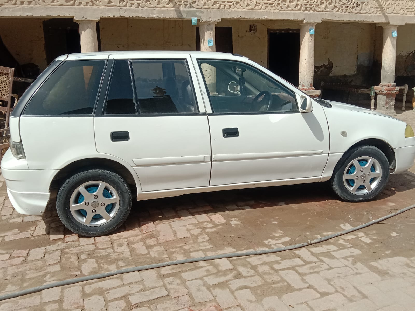 Suzuki Cultus
