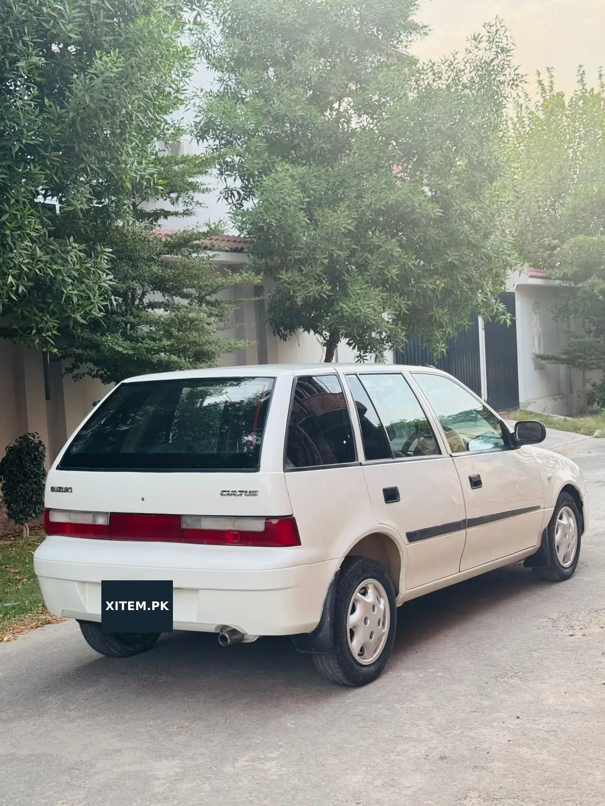 Suzuki Cultus
