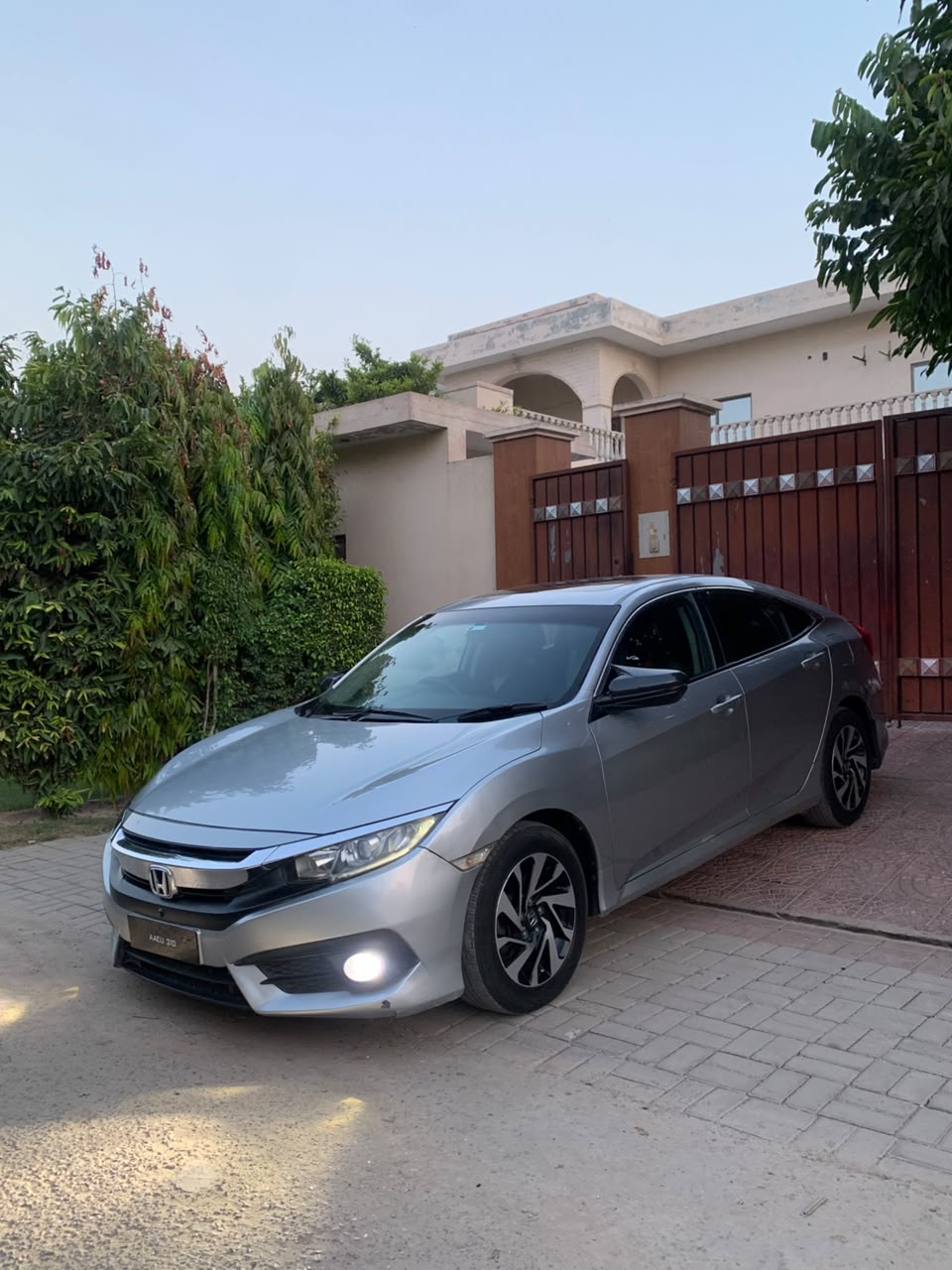 Honda - Civic - 2019