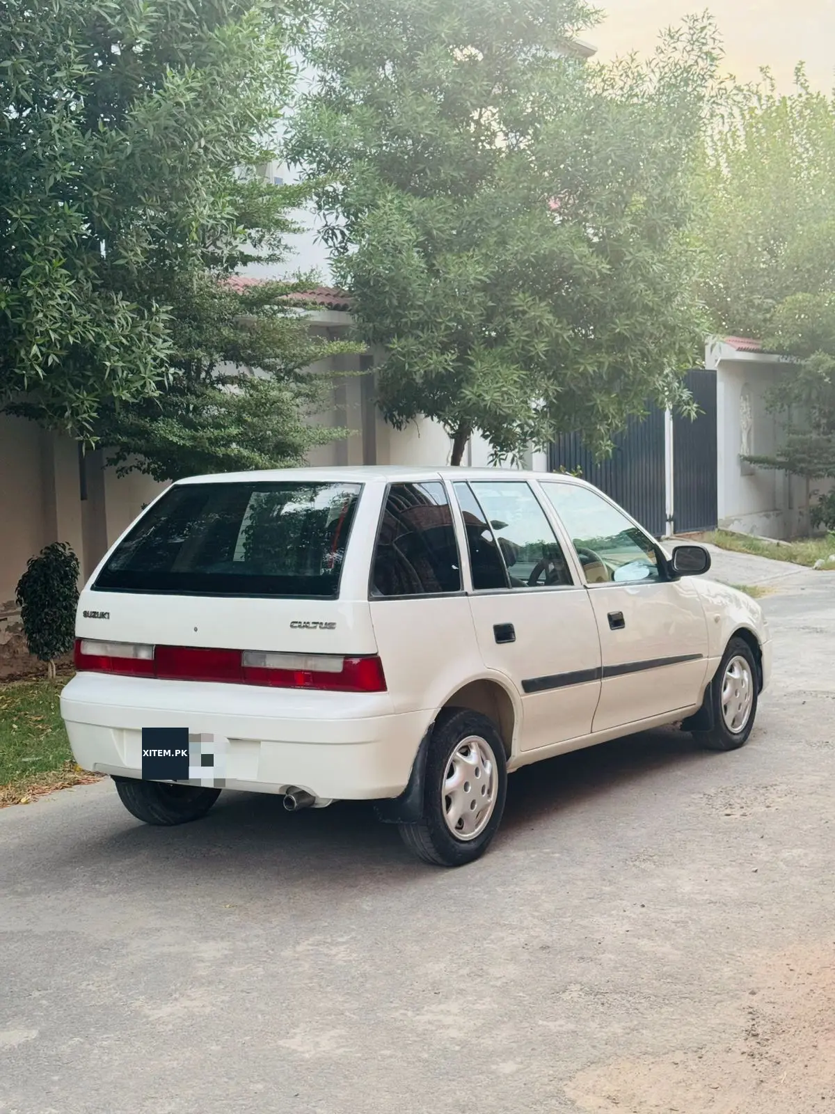 Suzuki Cultus