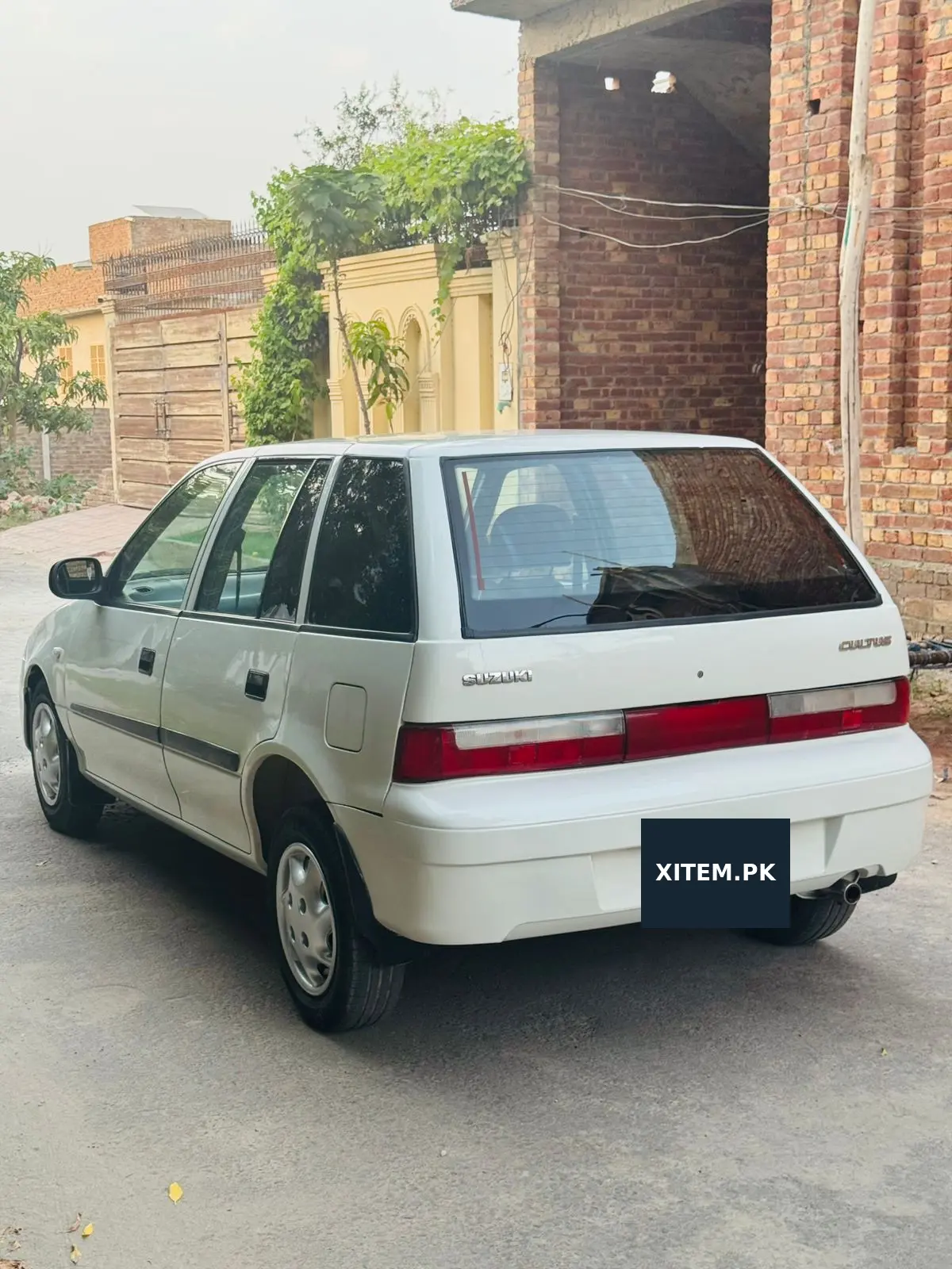 Suzuki Cultus